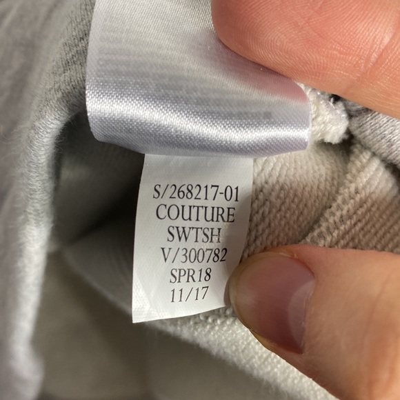 Banana Republic Grey Bell-Sleeve Couture Sweatshirt size XS - Picture 10 of 10